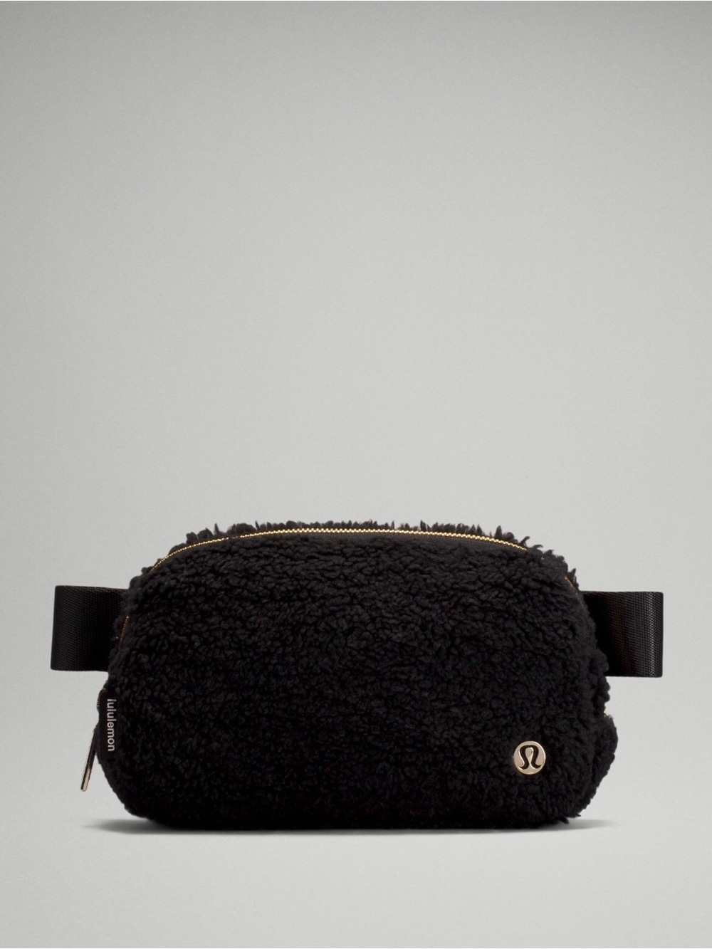 Lululemon Everywhere Fleece Belt Bag 1L Black Sherpa Gold Hardware NWT